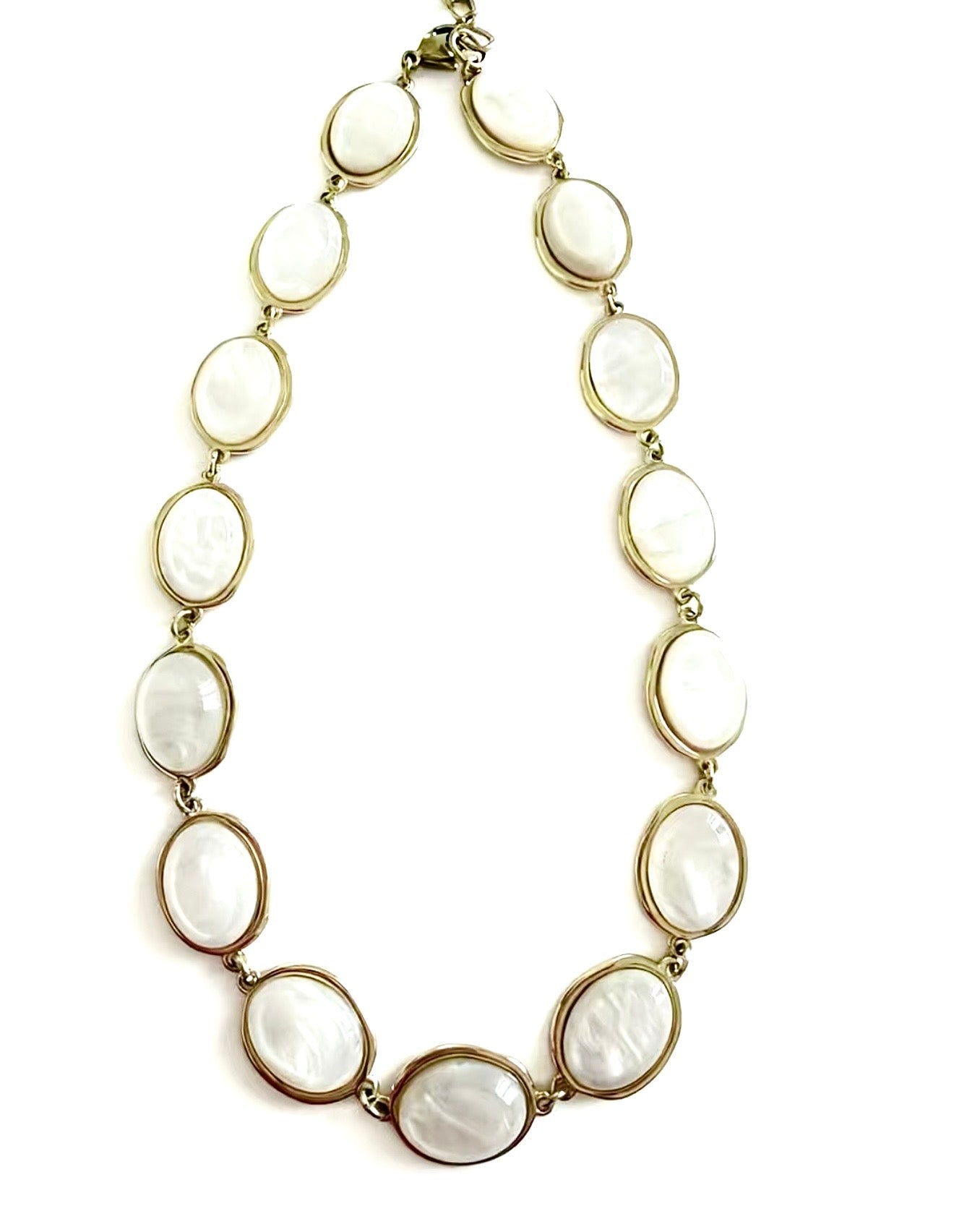 White Glow Choker