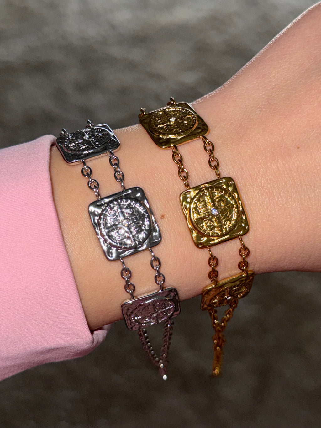 Relief Chain Bracelet