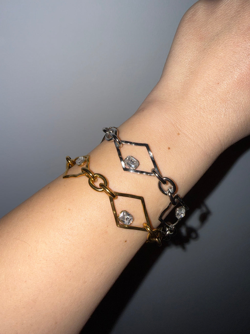Pure Bracelet