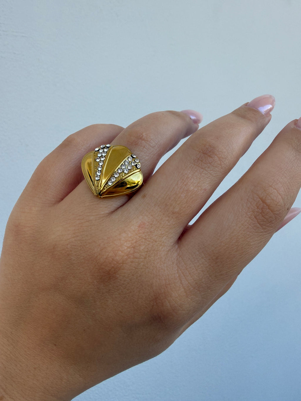 Shell Glam Ring