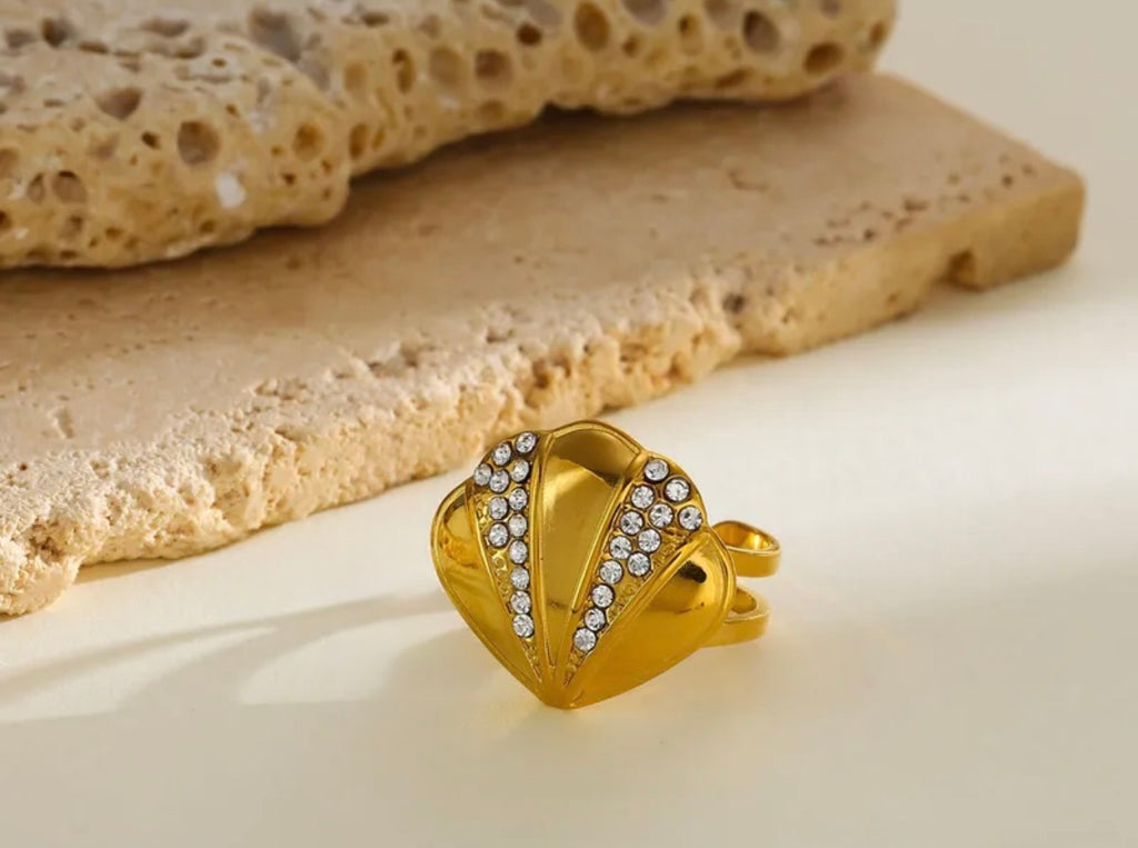 Shell Glam Ring