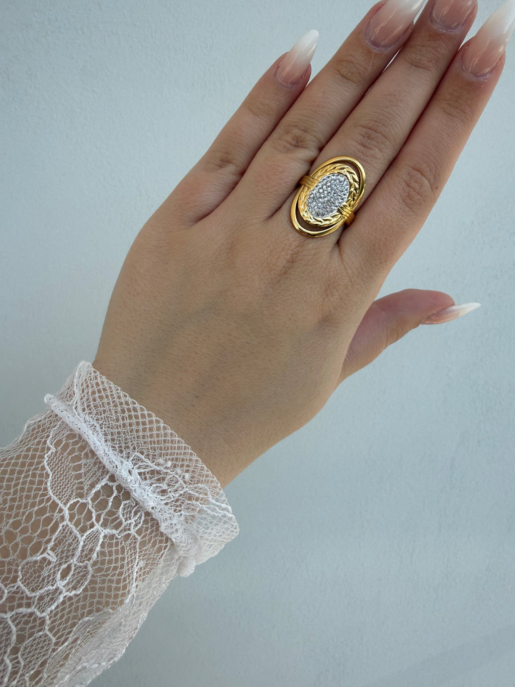 Luna Ring