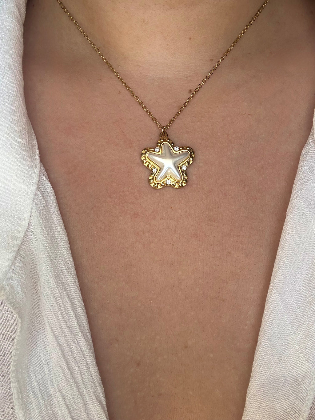 Pearl Glow Necklace