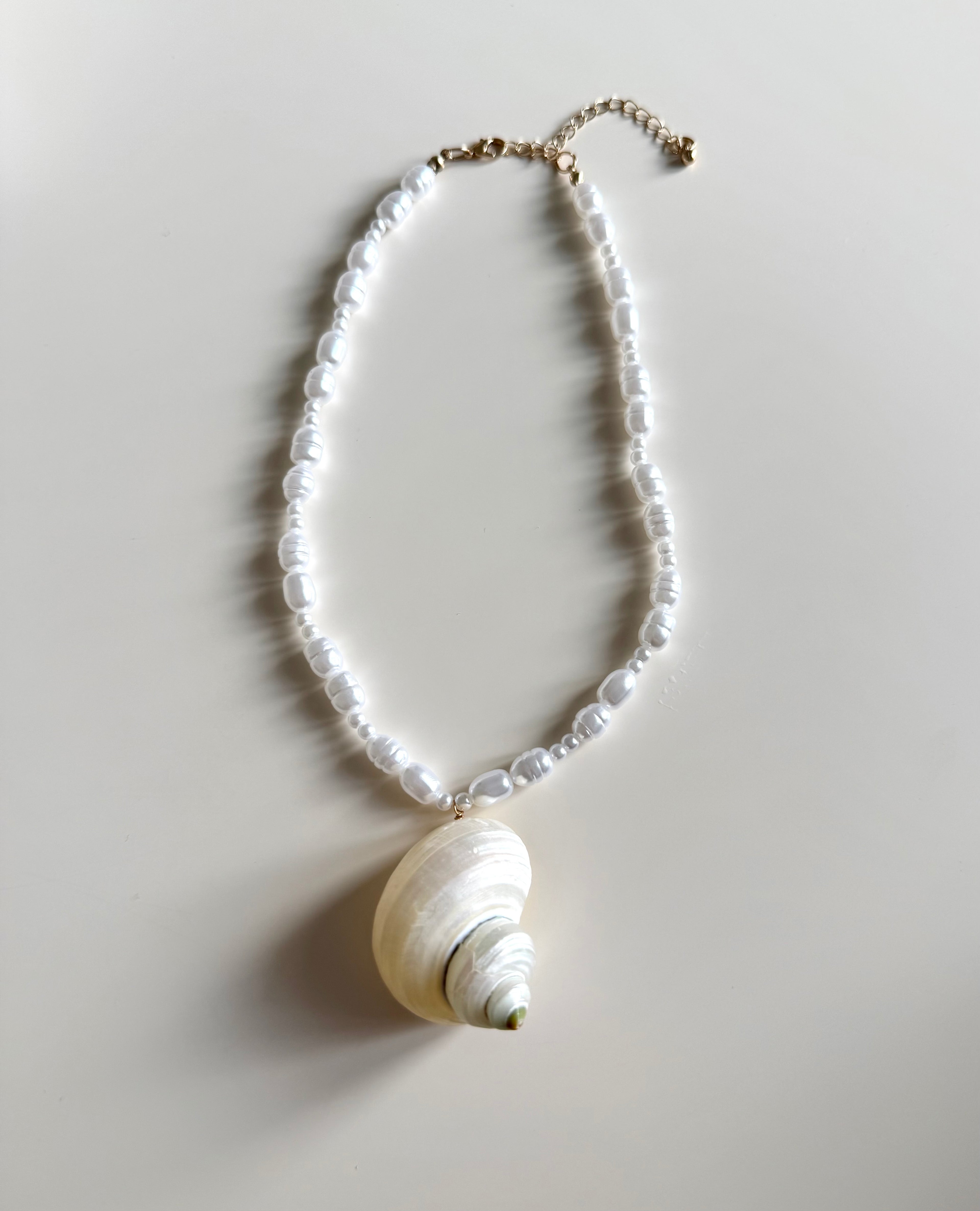 Treasures Pearl Necklace