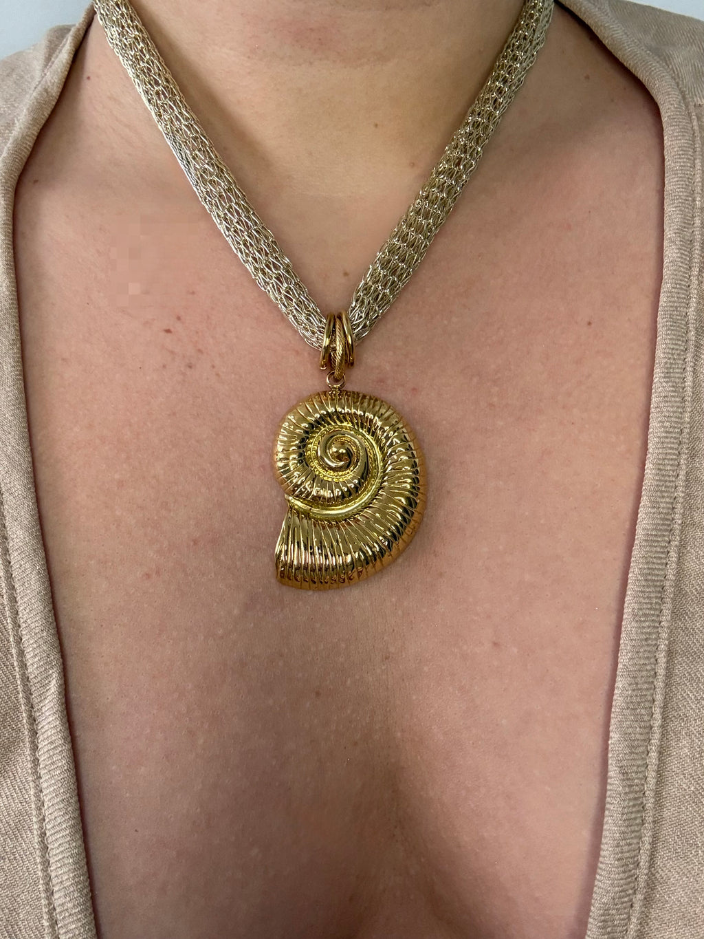 Golden Shell Necklace