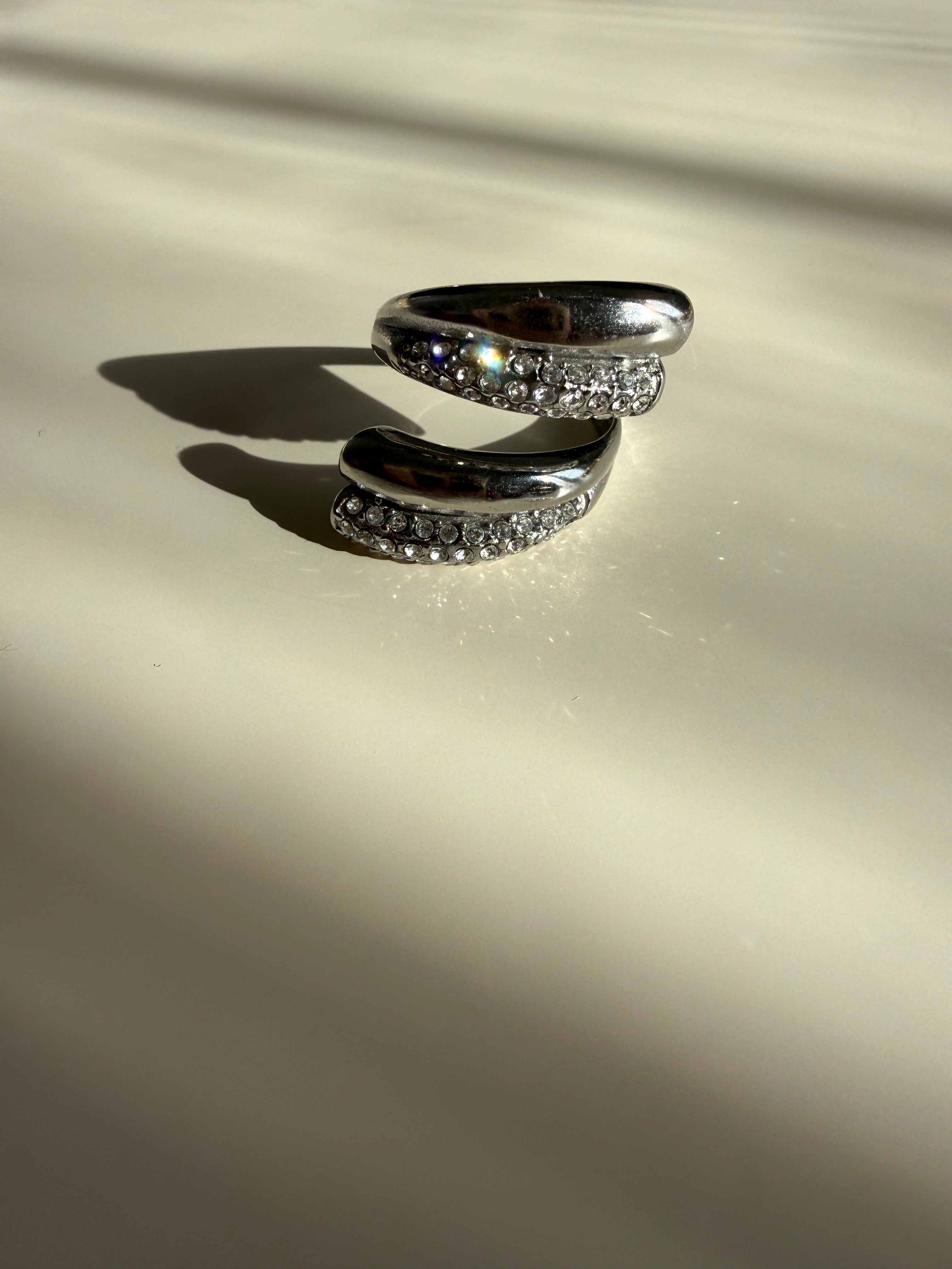 Aura sparkle Ring