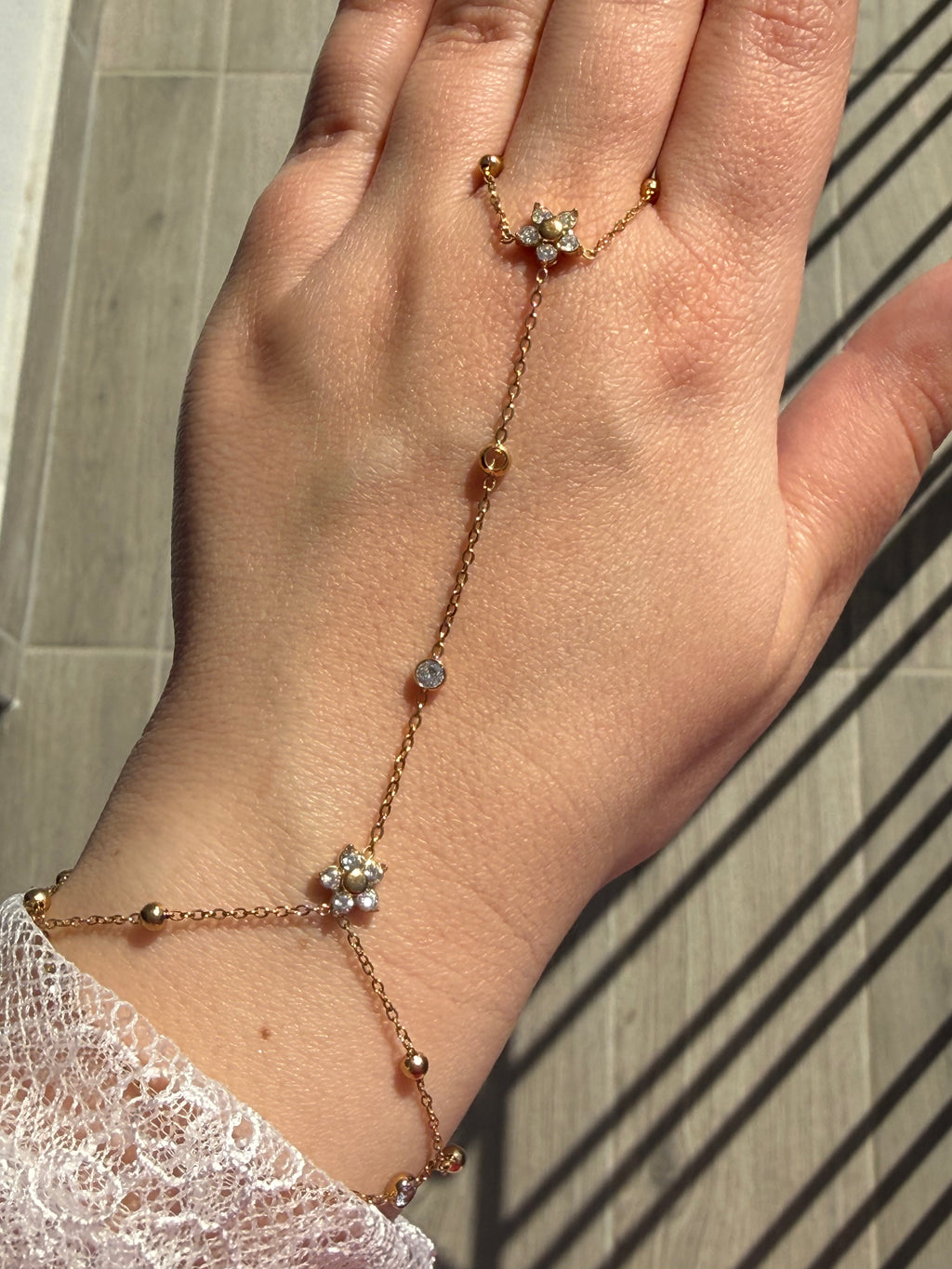 Gold Flower Hand-Chain