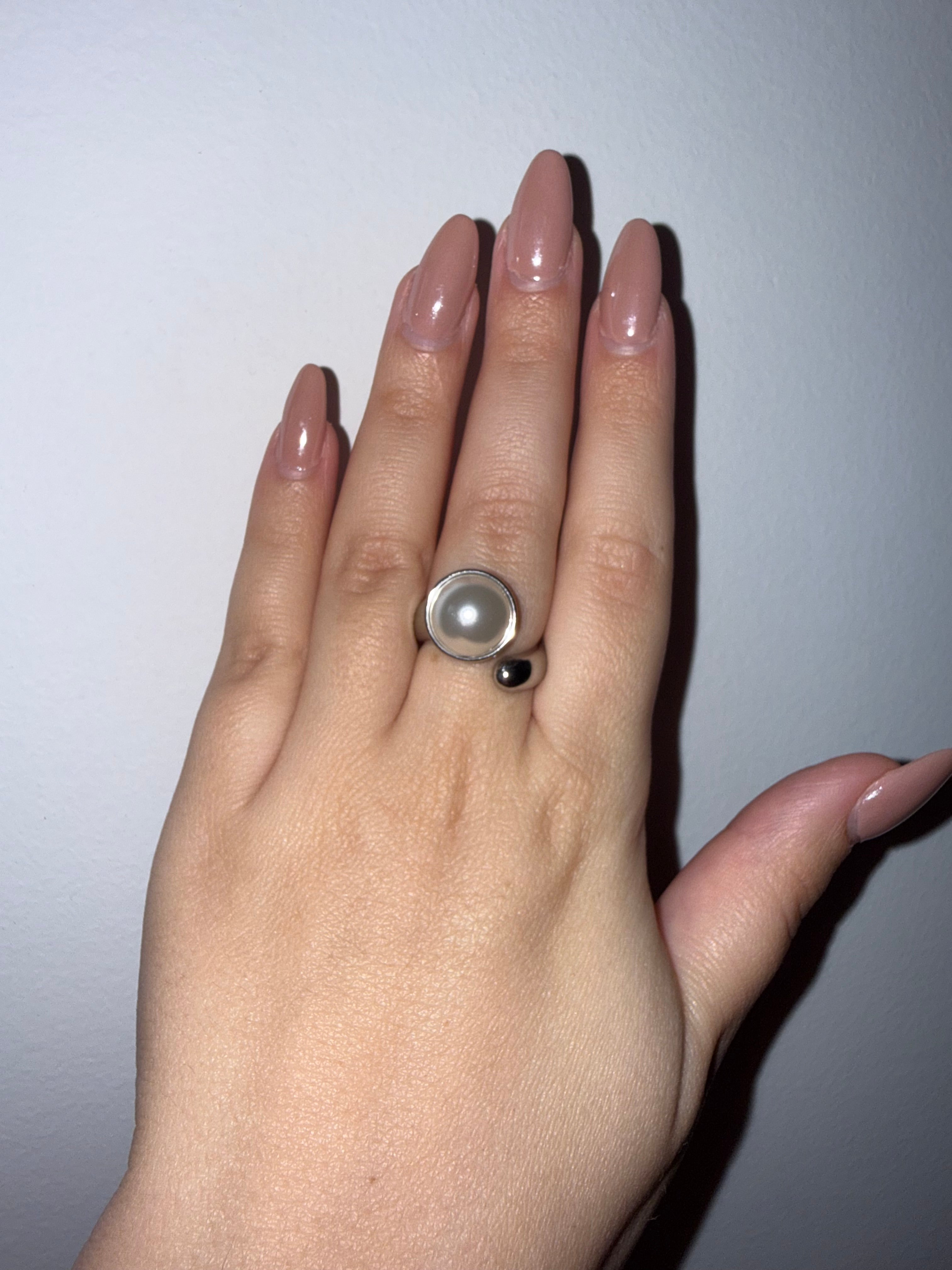 Pearl Glow Ring