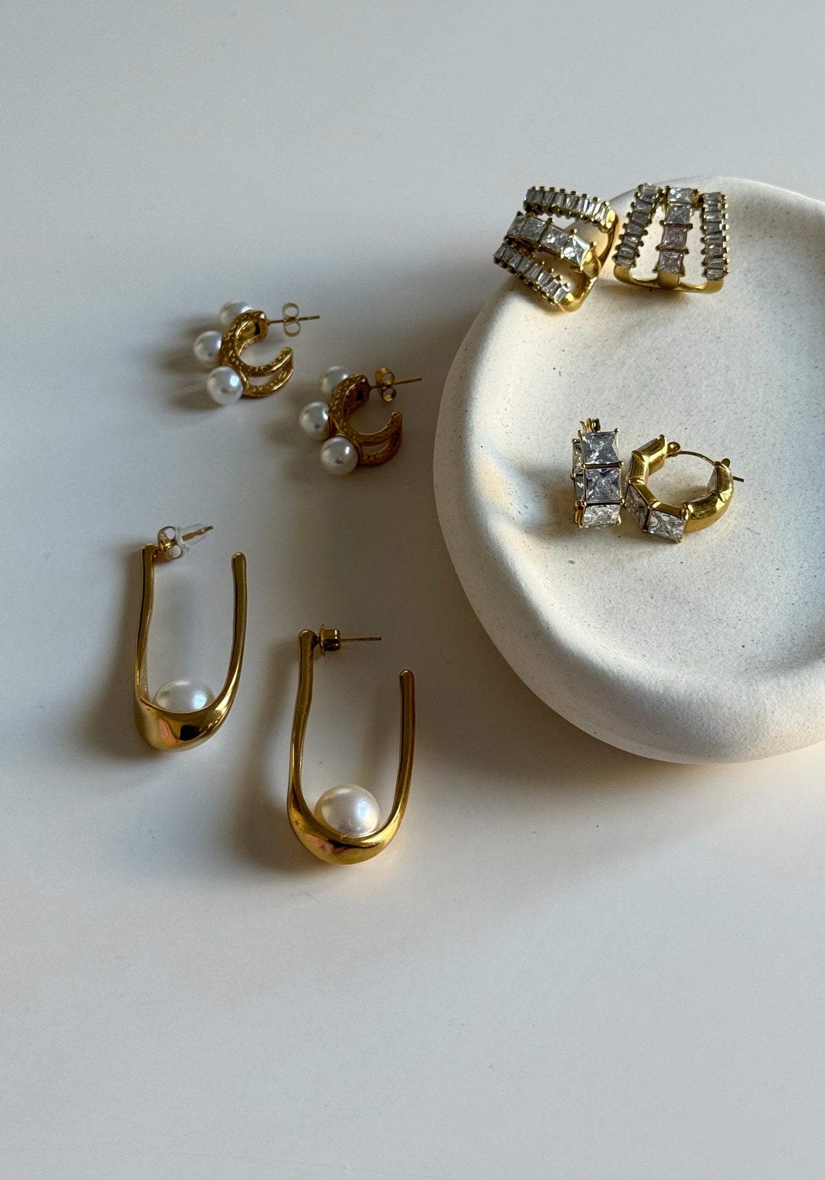 Aura Pearl Earrings