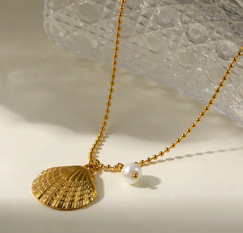 Pearl Shell Necklace