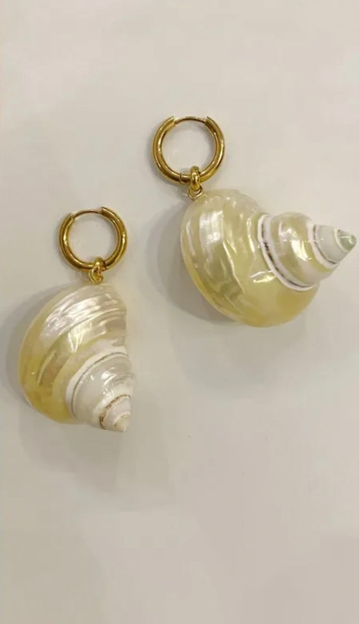 Ocean Pearl Earrings