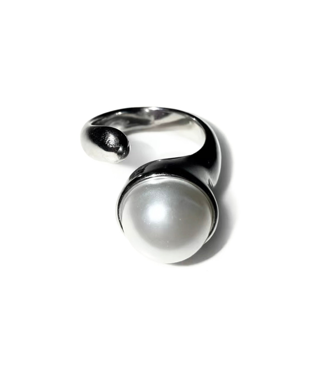 Pearl Glow Ring